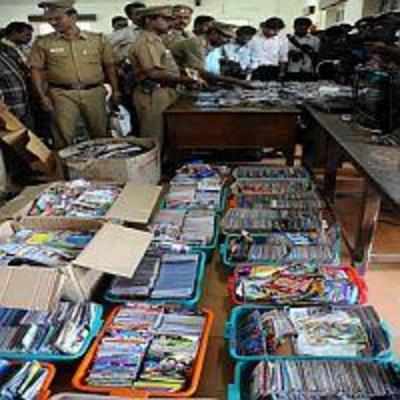 Pirated movie DVDs worth Rs. 33.8 lakhs seized