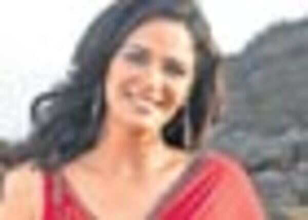 Mona is still <i>Jassi</i>!