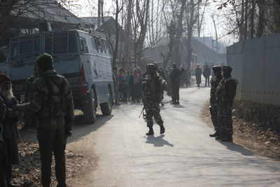 Jammu and Kashmir: Five terrorists killed in encounters in Budgam, Baramulla