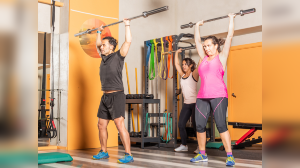 Arnold Schwarzenegger says the 'clean and press' is the best exercise ...