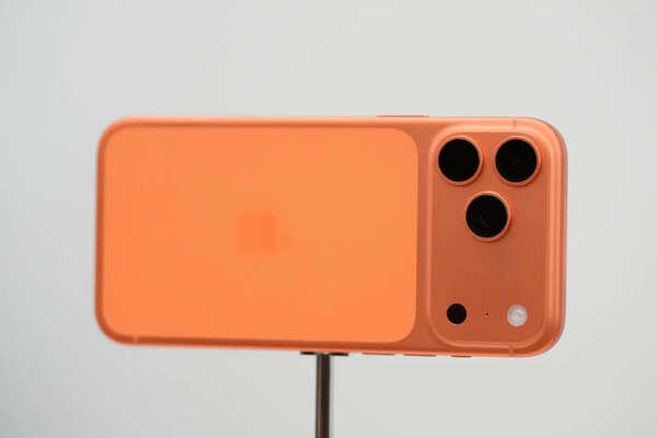 iPhone 17 is top-selling smartphone in Q1 2026