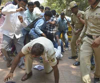 ABVP protests against Chemistry exam paper leak continue