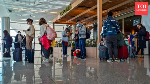 What is ‘aisle lice’? The travel habit annoying flyers everywhere — and you might be guilty