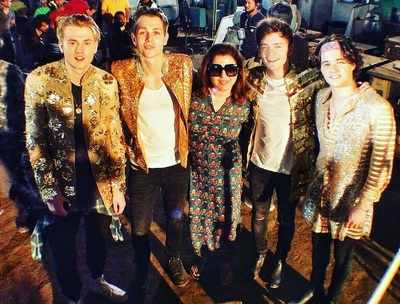 Farah Khan directs music video for 'The Vamps'