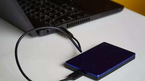 Best Power Banks Between 14000–27000 mAh for Laptops