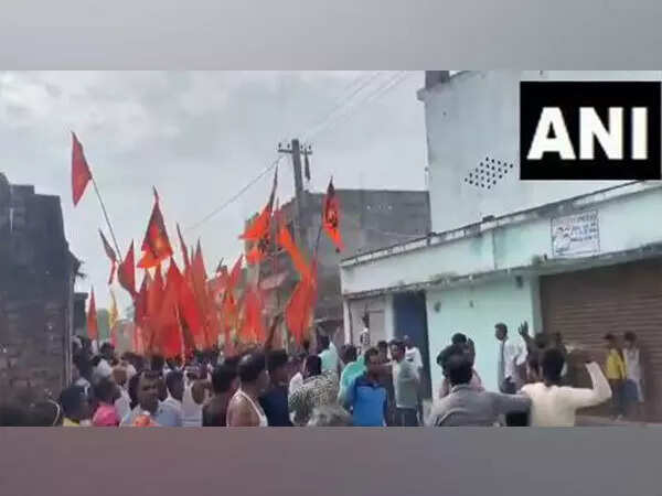 Internet services suspended for 2 days in Bihar's Bagaha town after clash