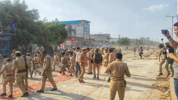 Ambedkar statue damaged, posters torn, hundreds hit the street in Loni