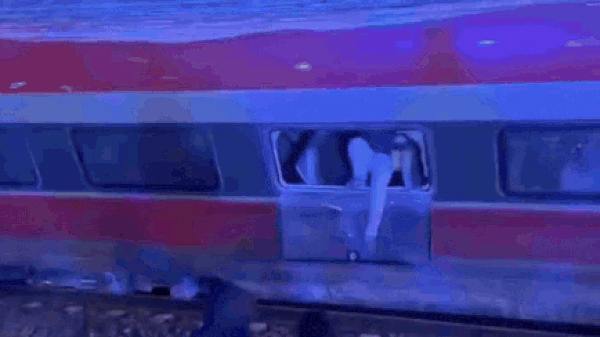 Spain: 39 killed after high-speed trains collide; videos show passengers crawling out of windows