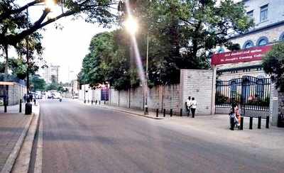 ISST professor’s mobile robbed at midnight in Bengaluru's Museum Road
