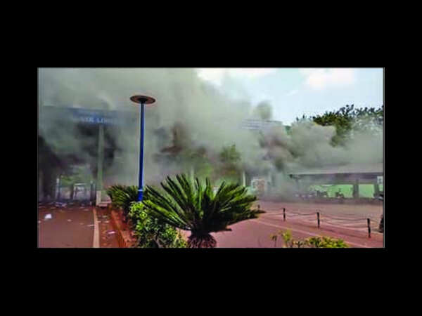 2 die as police clash with protesters at Vedanta plant