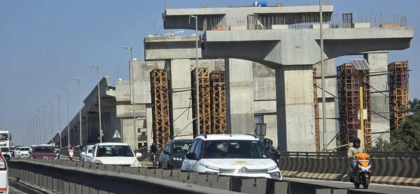 Bengaluru Metro highlights technical feasibility challenges for Blue Line solar traction