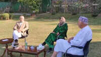 Farooq, Omar meet Mehbooba Mufti after she was released from detention 