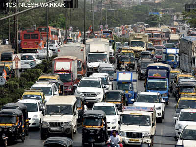Sluggish traffic leaves commuters fuming