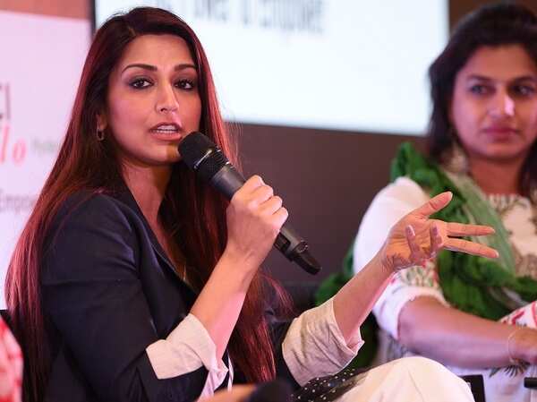 I always had issues with how actresses are seen as just these pretty faces who move their hips well: Sonali Bendre