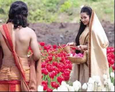Actors flock to Tulip Garden in Srinagar