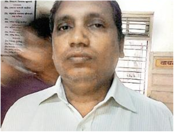 Woman cashier exposes demonetisation racket her boss forced her into