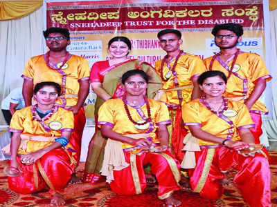 Visually impaired kids shine on stage