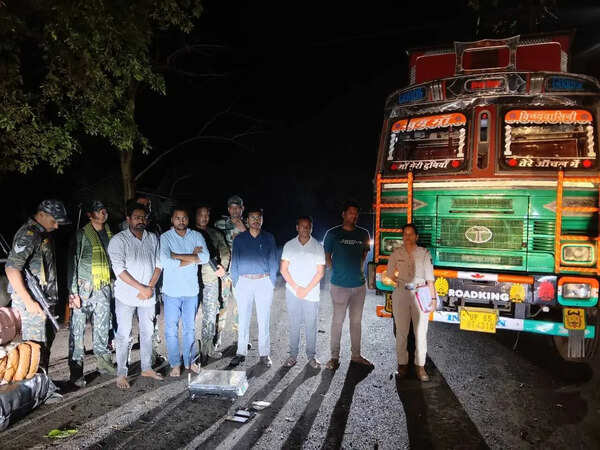 1,914kg ganja worth around Rs 4cr seized, 5 held in Bargarh