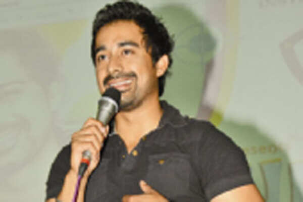 Rannvijay Singh visits BSSS College for 'Spunk' in Bhopal
