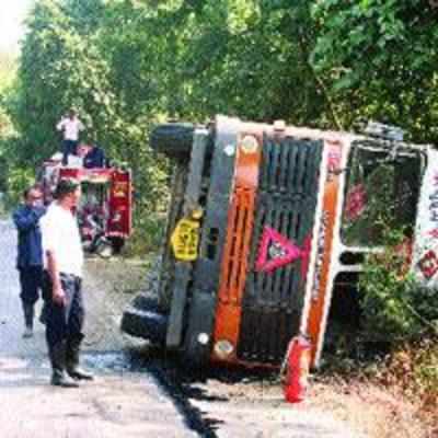 Accident on Mumbai-goa highway