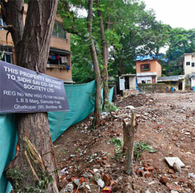 Ghatkopar building collapse: Supervisor of revamp project arrested, more on police radar