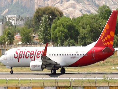 Spicejet flight from Chennai to Goa makes emergency landing