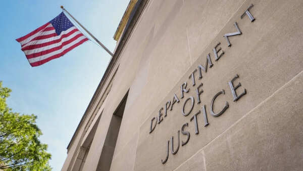 Pakistani man pleads guilty to human smuggling in US, charged $40,000 to bring people on 'dunki route' for film work