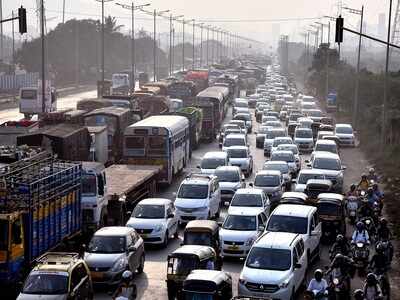 Mumbai Police issues traffic advisory ahead of Uddhav Thackeray's swearing-in ceremony at Shivaji Park