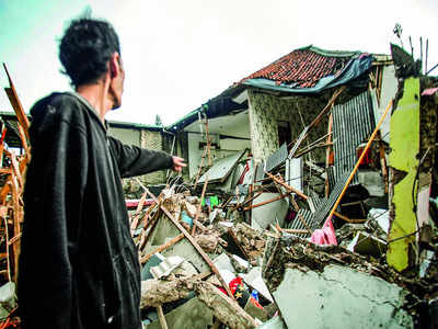 Quake in Java kills at least 162