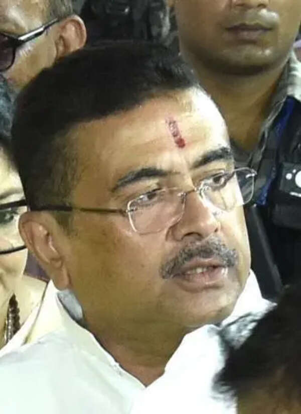 Suvendu meets RG Kar mom, Samik reaches out to Kamduni protest face
