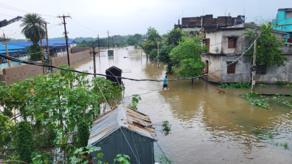 Cyclone effect: Humanity shines under the glare of Dana; see photos