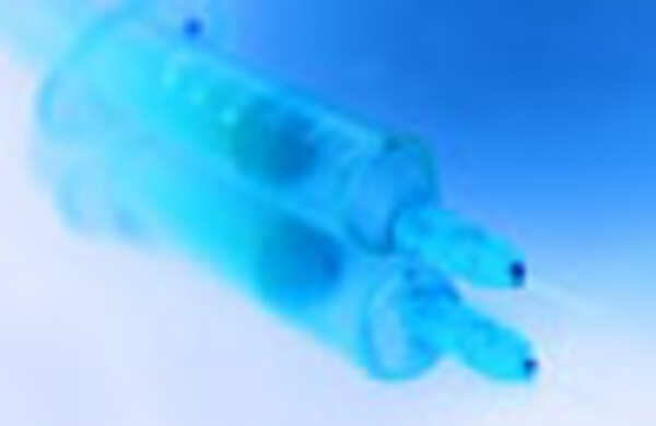Swine flu vaccine safe; no big problems seen