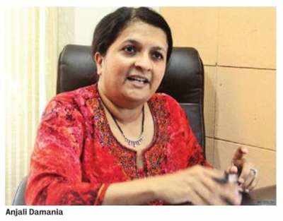 Activist Anjali Damania seeks meeting with Rajnath Singh over threat call
