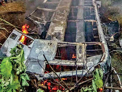20 feared killed in Bihar bus accident