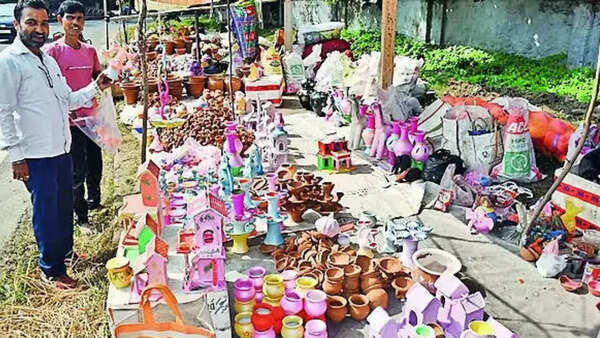 Rekindled love for diyas light up potters’ lives this Diwali