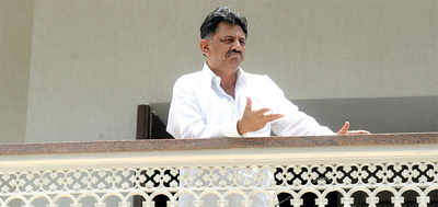 Gujarat tremors rock DK Shivakumar,