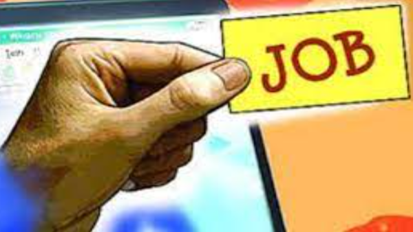Hiring on, yet 58% Karnataka depts have 50% vacancies