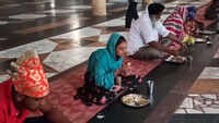Devotees violate social distancing norms in Mohali 