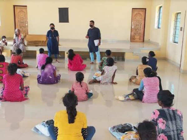 Hasiru Dala, APD Foundation help ragpickers in Mangaluru