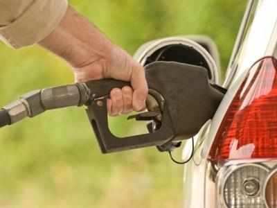 Congress slams Devendra Fadnavis govt over hike in petrol surcharge