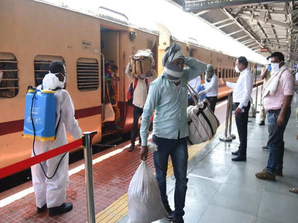 Over 3,000 labourers stranded in UP, Punjab arrive in Chhattisgarh