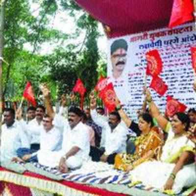 AYUS stage protest, want exemption of 23 villages from TMC limits