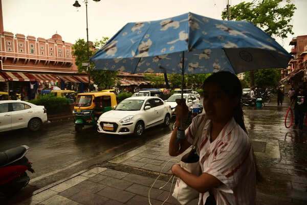 Heatwave rules: Schools allow cotton clothing, ban outdoor activities