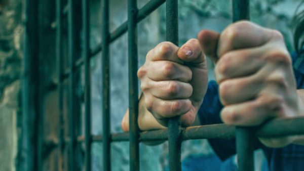 2 held in Chatra for trafficking bid of minor girls