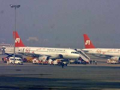 Erstwhile Indian Airlines to pay Rs 2 lakh for harassing passengers