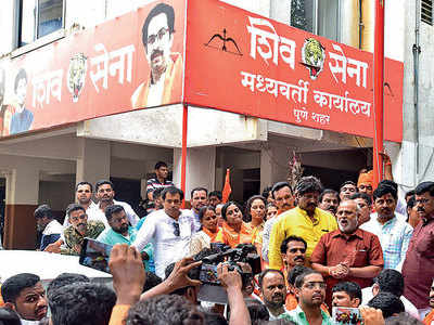 ‘Upset’ Shiv Sena wants 2 constituencies in city