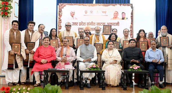 51 artistes honoured with Sangeet Natak Akademi awards