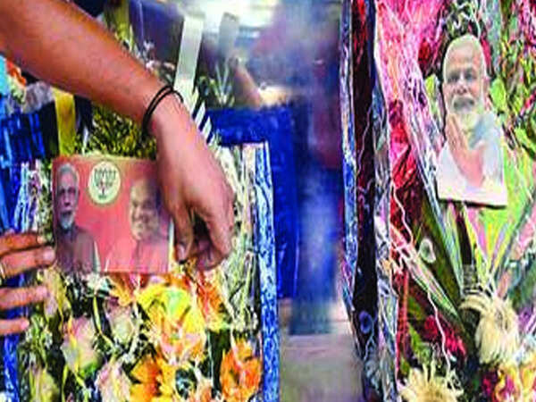 ‘Lotus’ garlands in demand for D-Day in Patna