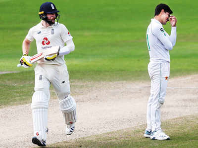 England Woakes up