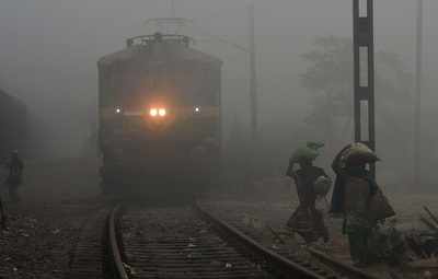 Telangana: 'Red top' foils suicide bid by woman at railway tracks
